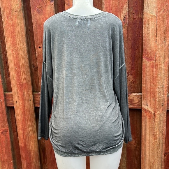 Free For Humanity Long Sleeve Women’s Gray Women's Top Size 8 - Picture 8 of 10